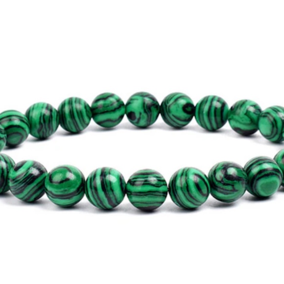8mm Natural Malachite Bracelet - Picture 3 of 4